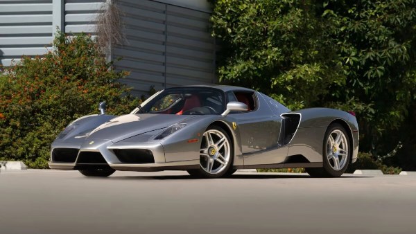 فيراري إنزو تباع بـ 10 ملايين دولار | تفاصيل