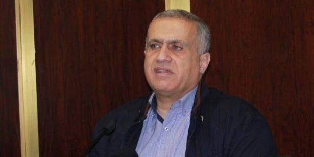 طرابلسي: الاتصالات مستمرة… والاتجاه لإلغاء الامتحانات