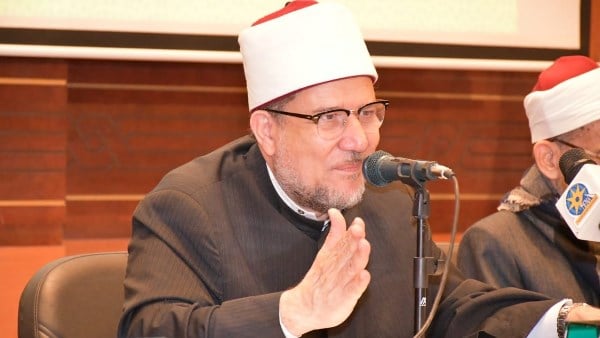 مختار جمعة: التنمر على ذوي الهمم جريمة شرعية وقانونية ويجب إكرامهم.. وهذه عقوبتها