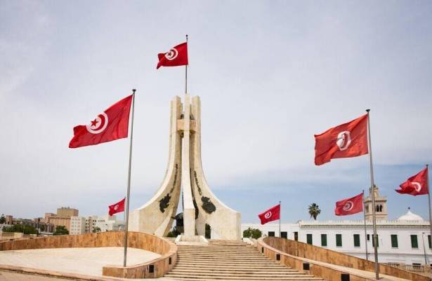تونس: حكم بالسجن 4 سنوات بحق الصحافي محمد بوغلاب