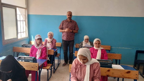 بني سويف : أكثر من 65 ألف طالب يؤدون امتحاني الدراسات والتربية الدينية
