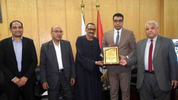 نائب محافظ الأقصر يتابع مبادرة توعية الشباب بمهن وتخصصات المستقبل