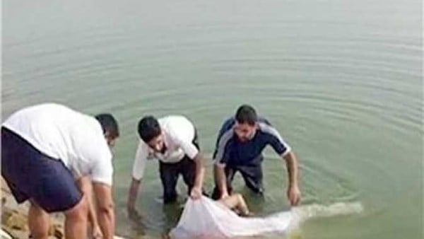 انتشال جثماني شخصين تعرضا للغرق فى مياه النيل بأسوان