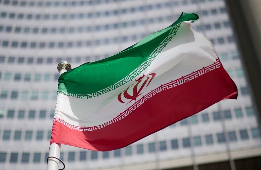ملياردير عربي يوجه رسالة قاسية إلى إيران.. ماذا قال فيها؟