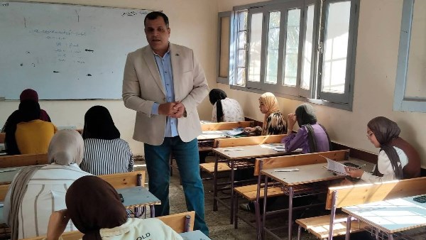 انتظام امتحانات الهندسة للشهادة الإعدادية بلجان دمياط