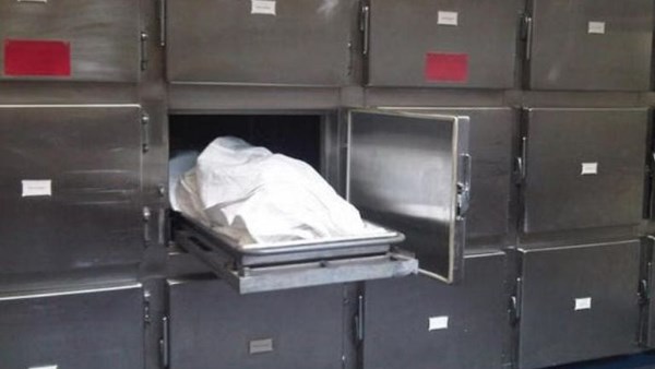 مصرع صغير صعقاً بالكهرباء أثناء اللهو بكاتيل شاى في قنا