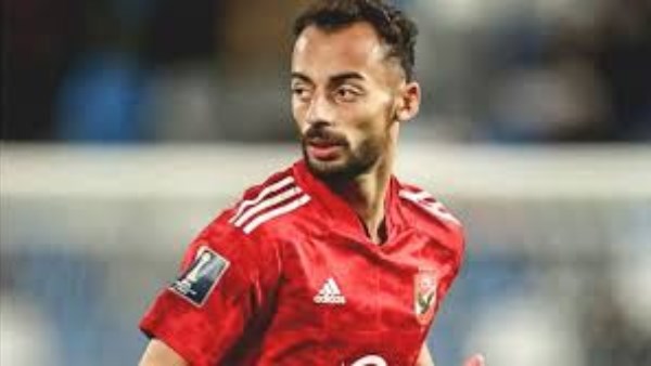 «لن يلعب في مصر».. فرج عامر: دوري روشن السعودي «أولوية» لدى أحمد عبدالقادر الفترة المقبلة