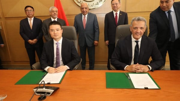 وزير الكهرباء: إقامة محطتين لتخزين الطاقة وإنشاء مصنع لإنتاج البطاريات