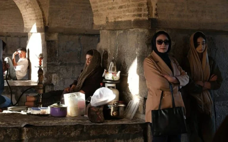 أرقام صادمة.. «المجاعة المالية» تخيم على إيران