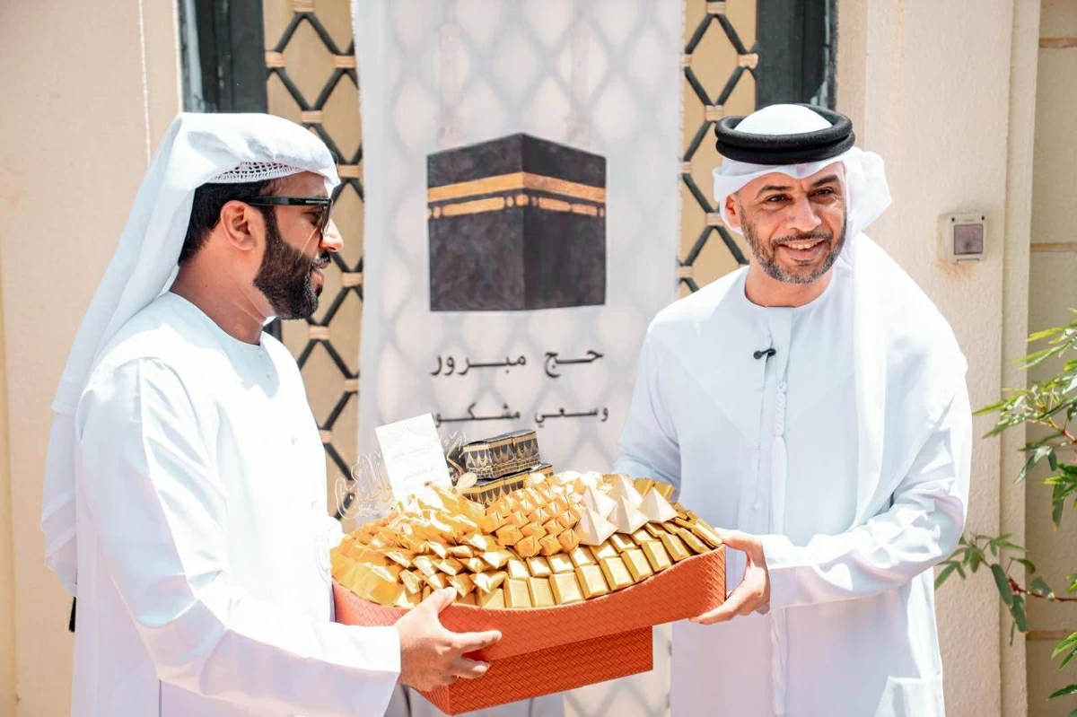 «شؤون المواطنين» في عجمان يهنئ حجاج الإمارة بعودتهم