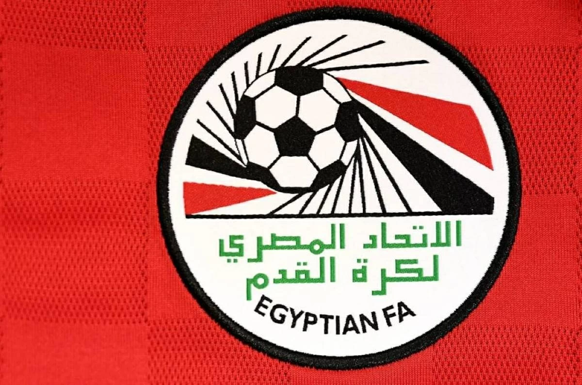 غموض حول مستقبل أوسكار رويز مع اتحاد الكرة المصري