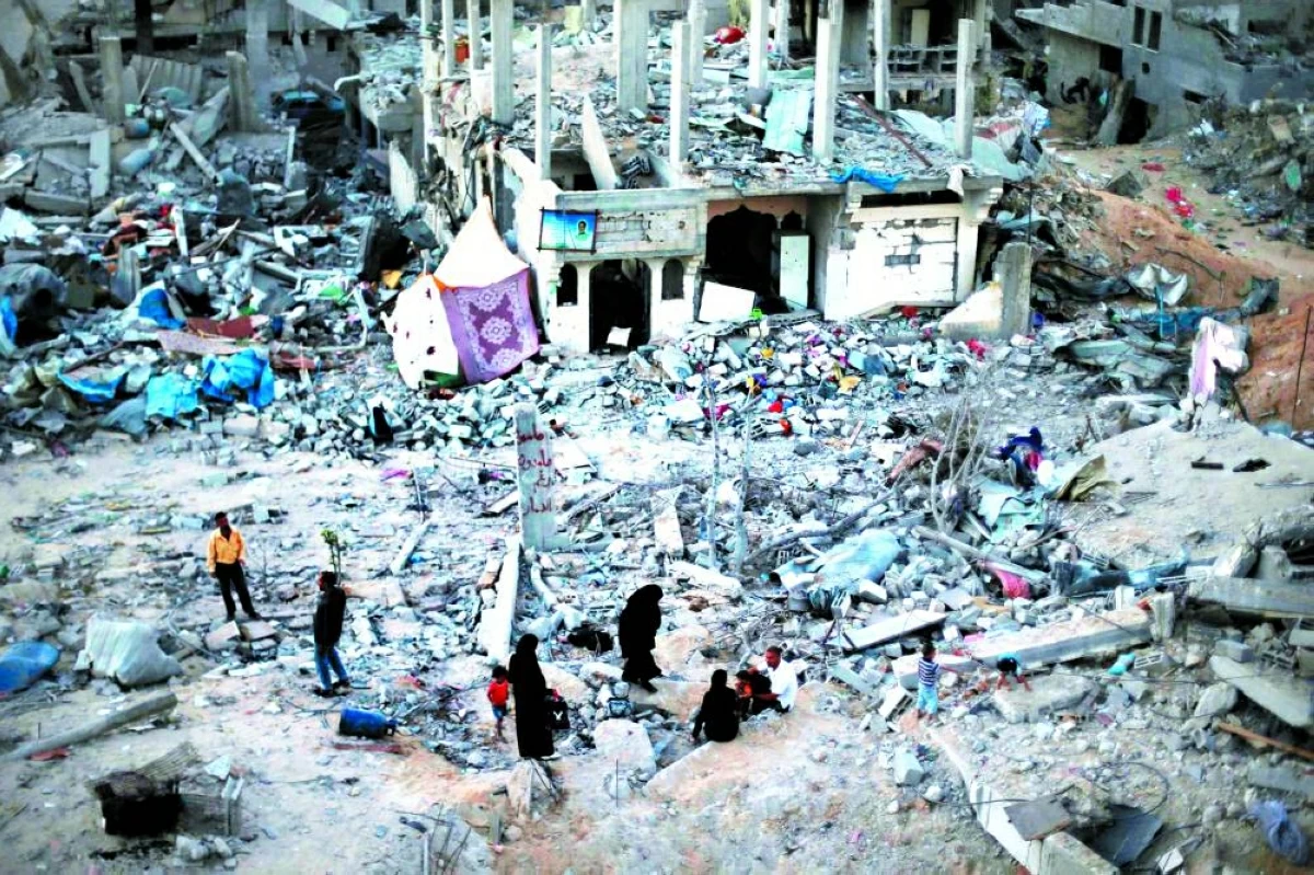 قصف إسرائيلي على غزة وتحذير أممي من تعليق الخدمات الحيوية