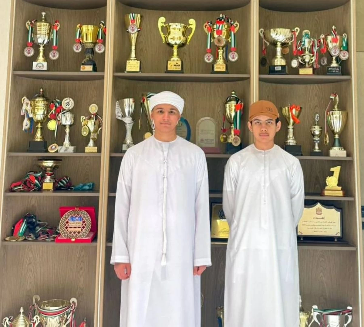 محمد آل علي بطل النسخة الأولى من «دولية الفجيرة» لحل مسائل الشطرنج
