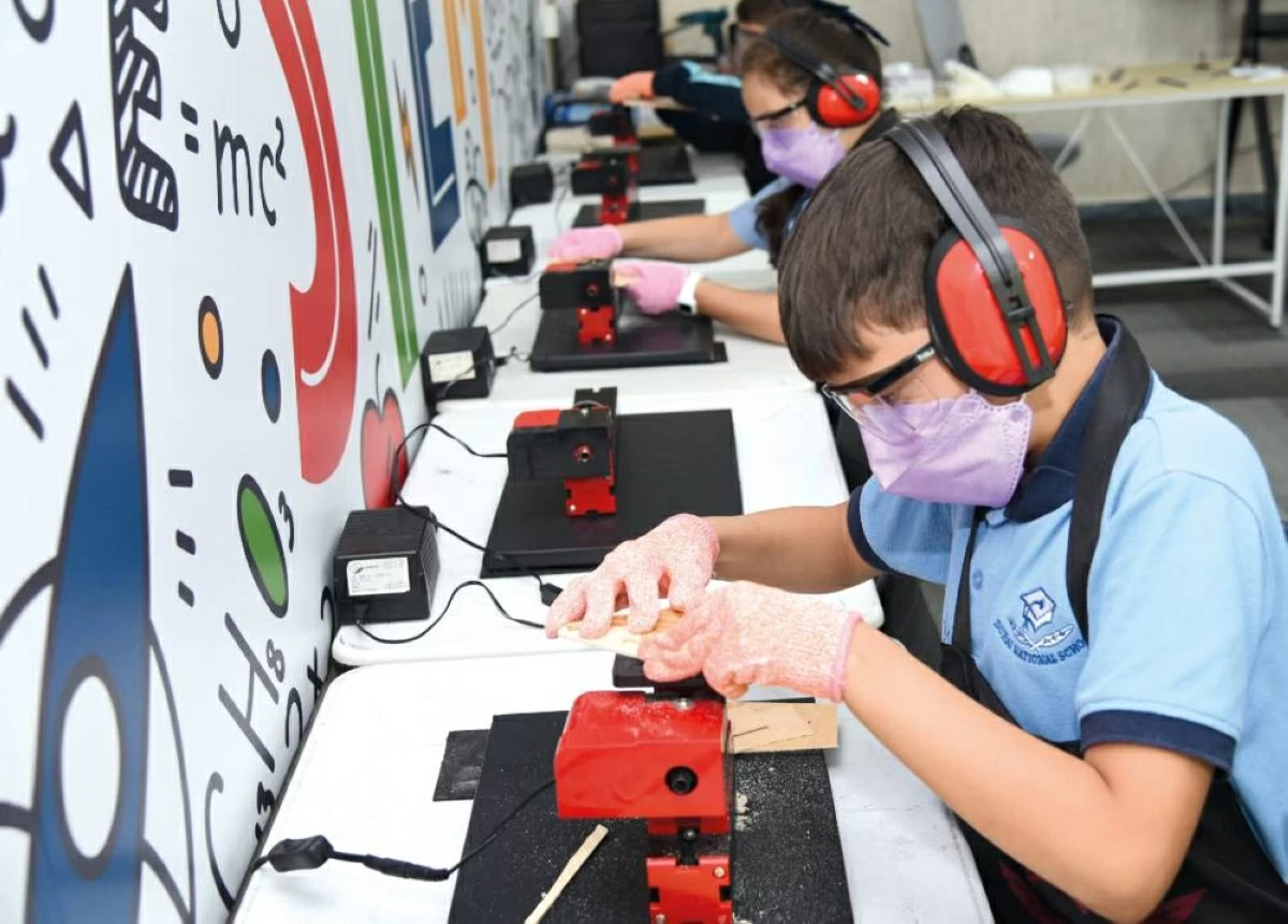 الإمارات العالمية للألمنيوم تؤسس مختبرات  بمدارس وجامعات في الإمارات