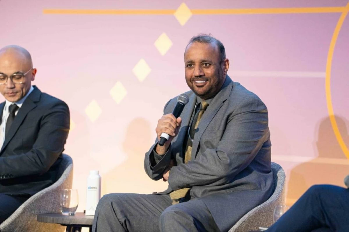 مشاركة إيجابية لعيسى هلال بمنتدى «ميسيف» الثالث في لندن