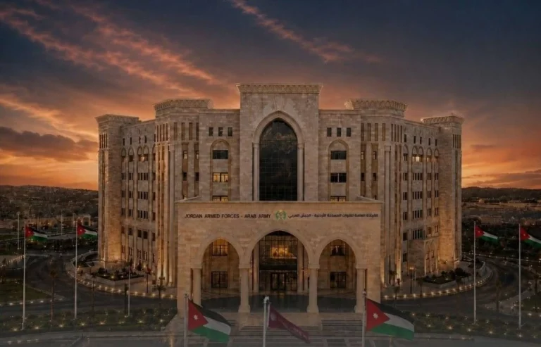 الأردن يعلن اعتراض 5 صواريخ أطلقت من إيران باتجاه منطقة الأزرق