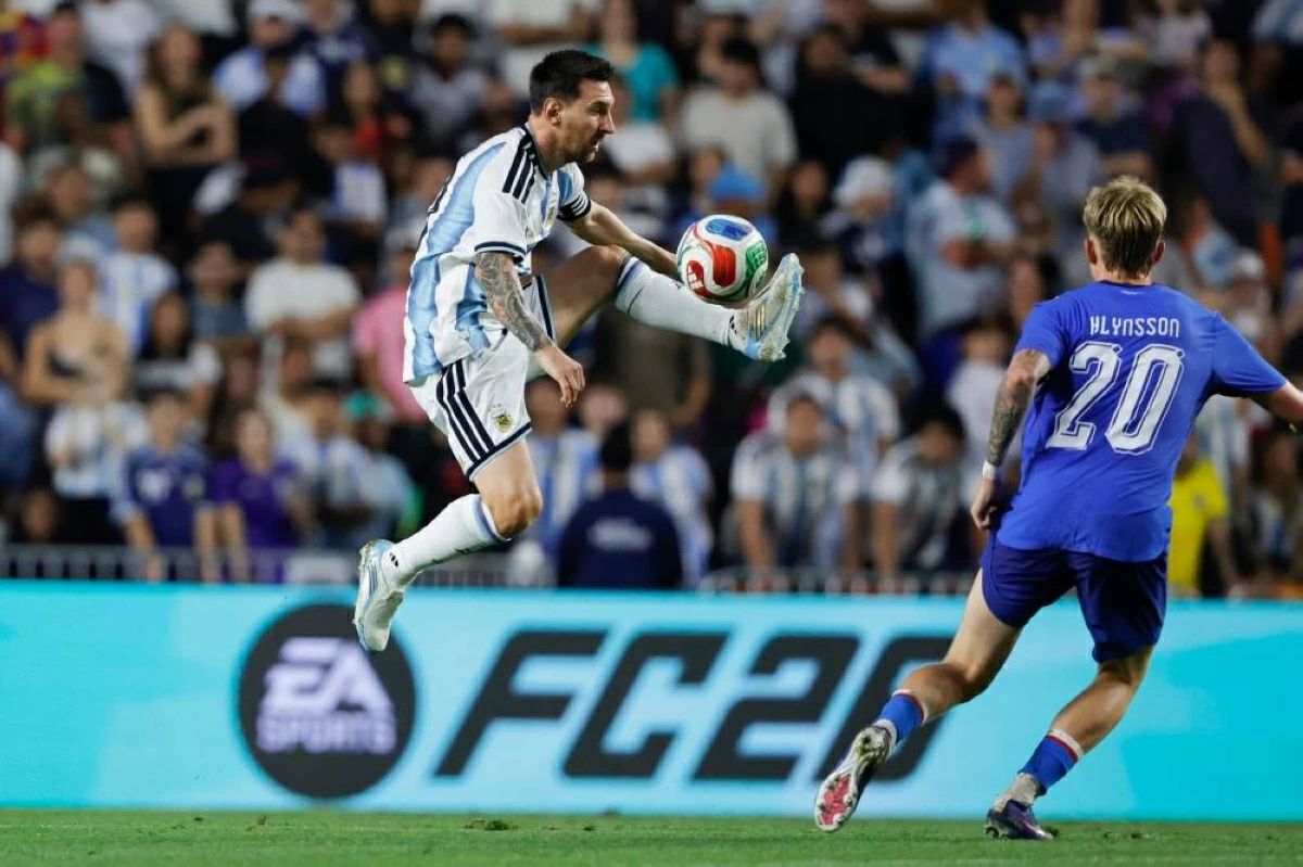 ميسي يكلل عودته بهدف في فوز الأرجنتين على ايسلندا 3-0