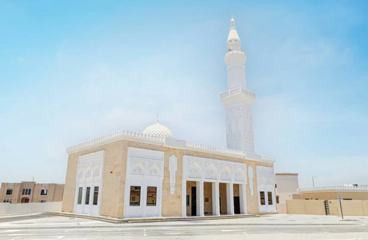 «إسلامية الشارقة» تفتتح مسجد السلسبيل بالقطينة