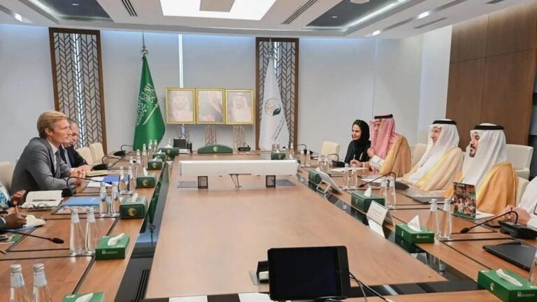 برنامج الأغذية العالمي يشيد بشراكته مع مركز الملك سلمان للإغاثة