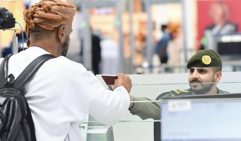 ضيوف الملك يبدؤون رحلة العودة إلى أوطانهم