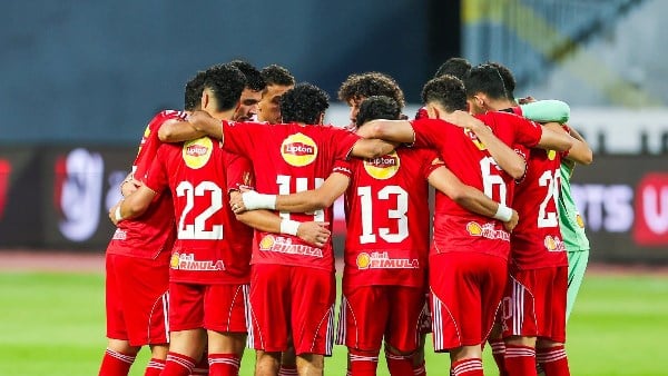 أمير هشام يكشف تفاصيل راتب الحسين عموتة مع الأهلي