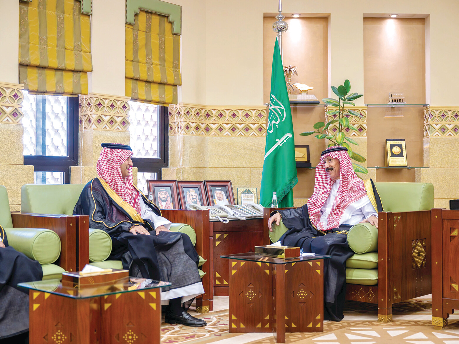 وكيل إمارة الرياض
يلتقي تنفيذي “الوطنية للإسكان”