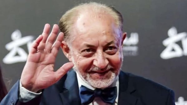 العظماء يرحلون .. تامر عبدالمنعم ينعي عبدالعزيز مخيون