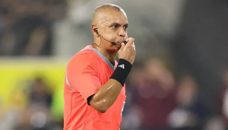 من هو البرازيلي ويلتون سامبايو حكم المباراة الافتتاحية لكأس العالم 2026 بين المكسيك وجنوب أفريقيا؟