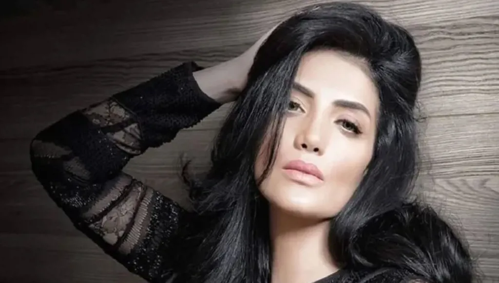 أزمة حسابات حورية فرغلي… منتج يستولي عليها بسبب خلافات مالية (فيديو)