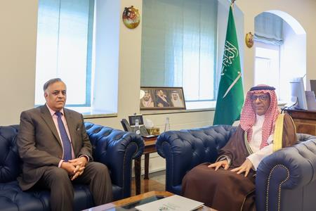 Indian Ambassador Reviews Bilateral Cooperation With Saudi Arabia’s Minister
