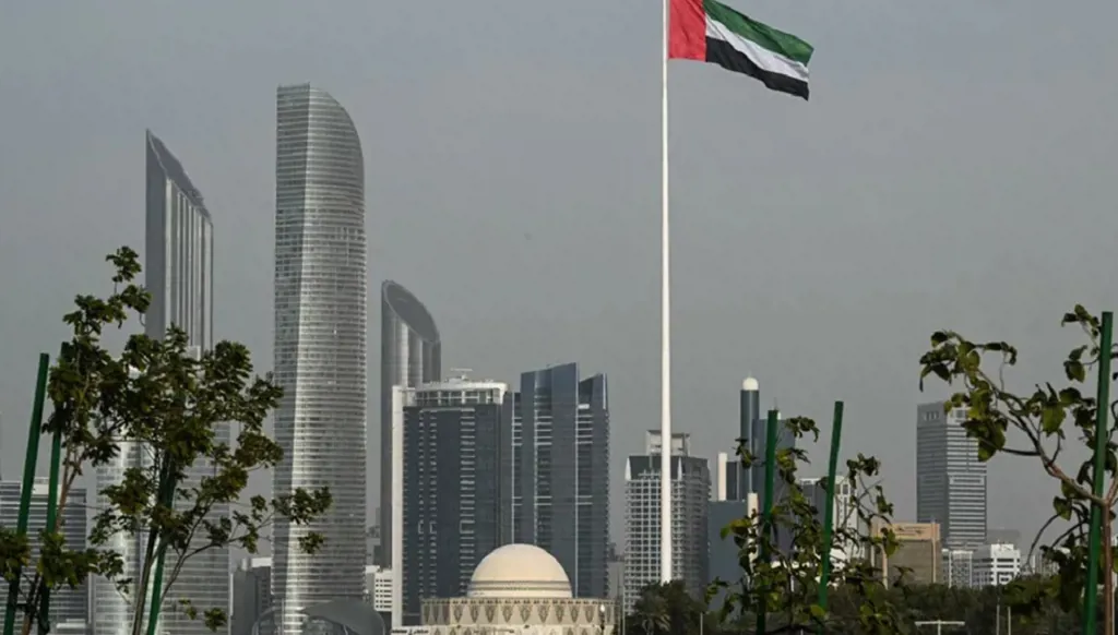 من التجارة التقليدية إلى الاقتصاد الرقمي… كيف تبني الإمارات نفوذاً اقتصادياً جديداً؟