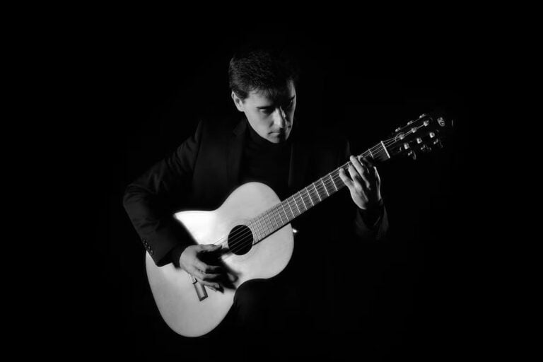 Spanish guitarist Raúl Viela leads Cairo tribute to composer Manuel de Falla