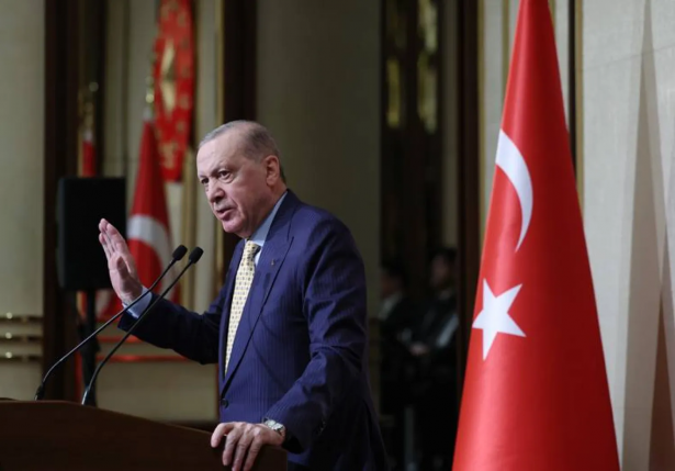 إردوغان لنتنياهو: مصير من يسير على خطى هتلر كمصير الطغاة