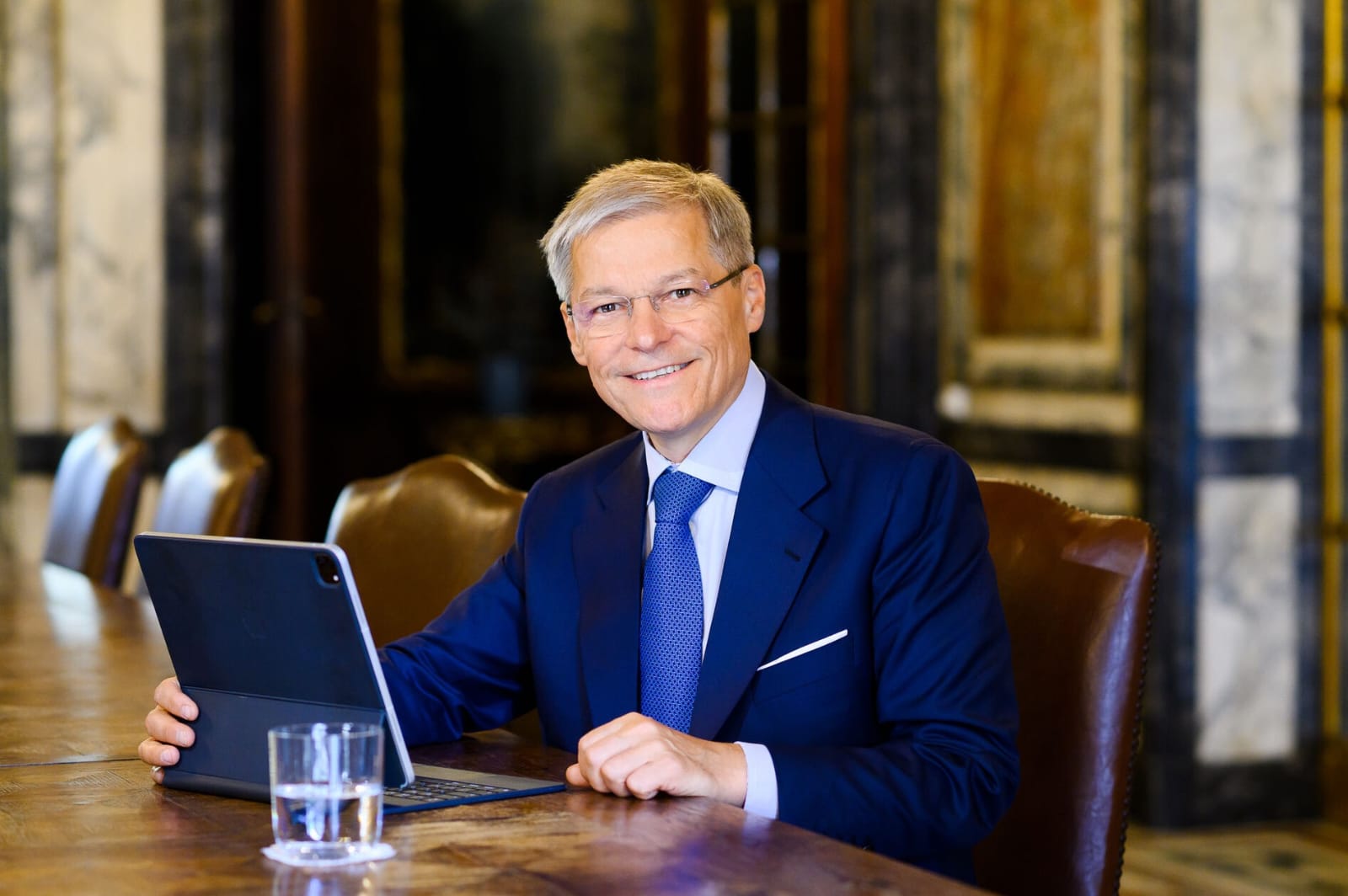 Former Romanian PM Cioloș wraps up Egypt visit, showcases Francophonie cooperation