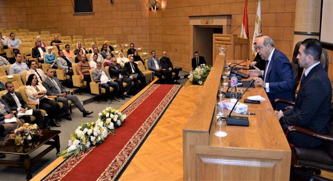 الحفني: تعزيز سلامة الطيران المدني عبر استراتيجية متكاملة لإدارة مخاطر الطيور والحياة البرية