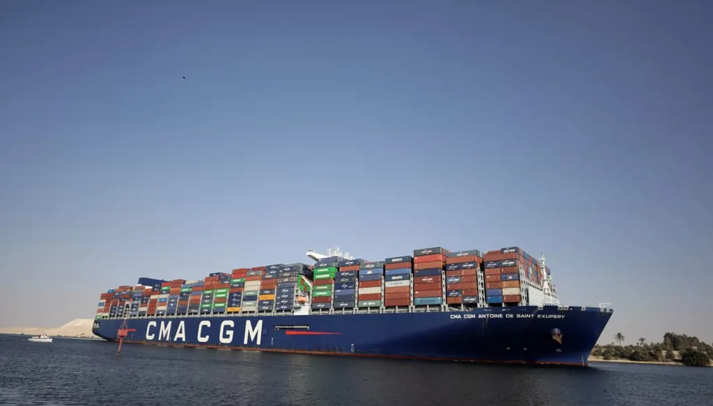 رئيس CMA CGM يحذر من الاعتماد على هرمز ويؤكد ضرورة تنويع مسارات الشحن