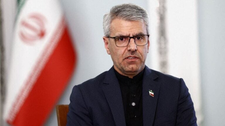 طهران تؤكد: التفاوض مع أميركا لا يمكن أن يتقدم بظل الانتهاكات