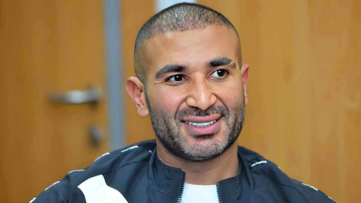 أحمد سعد: من يصنف نفسه رقم واحد لا يشعر بها من داخله.. وأغنية شيرين الأخيرة ليست أفضل شيء