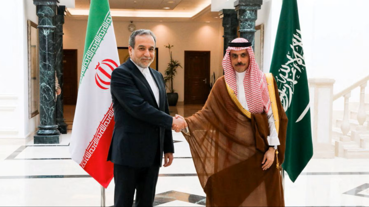 الخارجية الإيرانية: عراقجي أجرى اتصالاً بالأمير فيصل بن فرحان