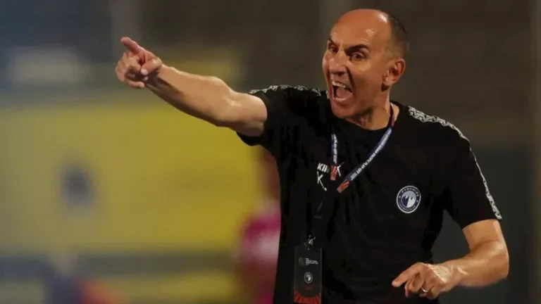 يوريشتش يعلن مغادرة بيراميدز ويعلق .. “أنا آسف”