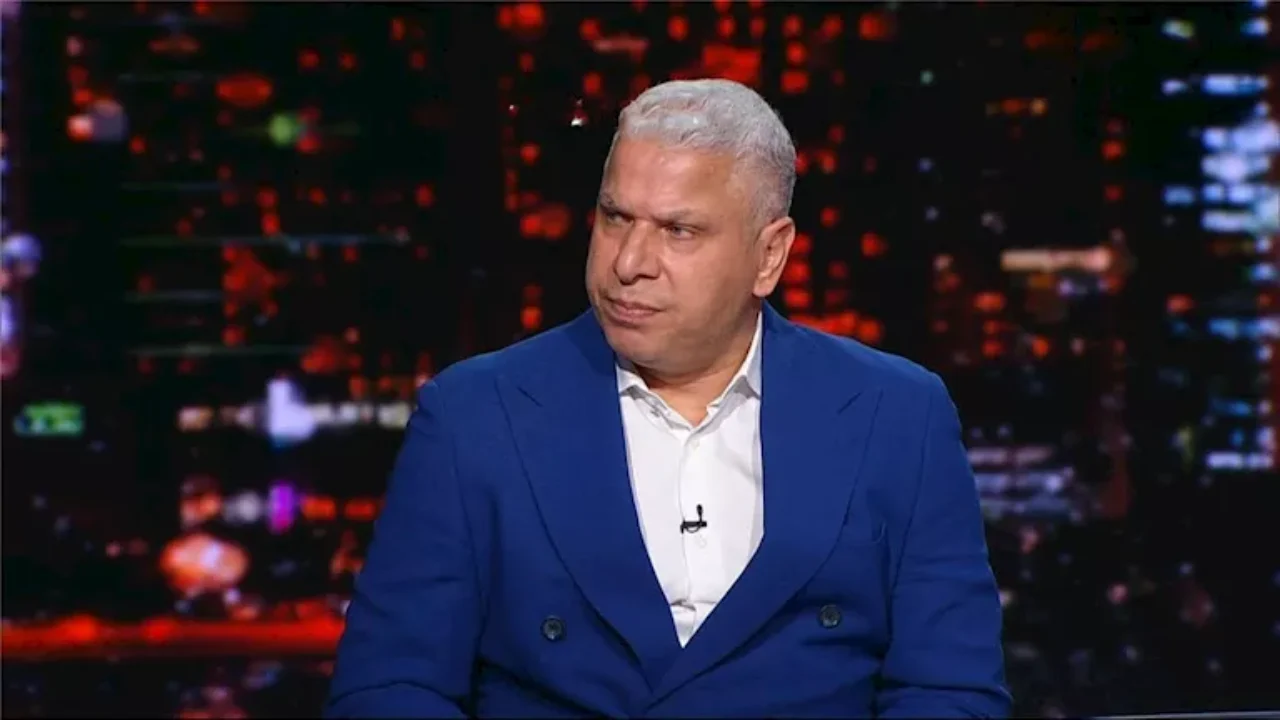 الأهلي يدرس الاستعانة بمدرب مصري لمساندة الحسين عموتة في الجهاز الفني الجديد