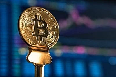 Bitcoin drops to 3-month low after 4% slide