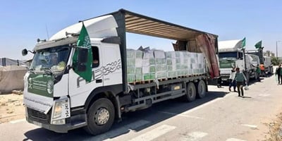 وصول قافلة مساعدات سعودية إلى قطاع غزة