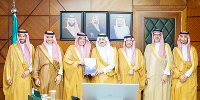 أمير المنطقة الشرقية يستقبل قيادات مطارات الدمام