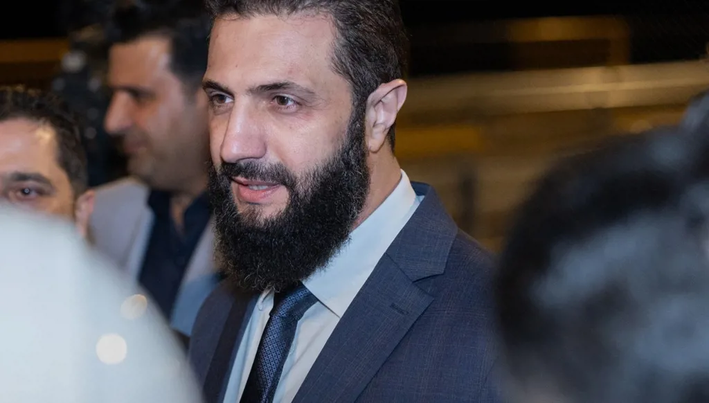أحمد الشرع يفتتح جسر الرستن في حمص