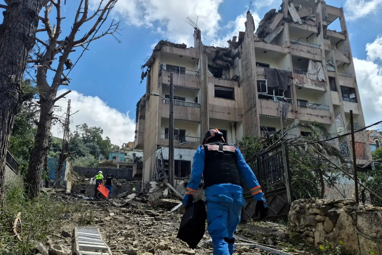 النبطية وصور “تحت النار”.. هل “تخنق” اسرائيل خطة أميركا في لبنان؟