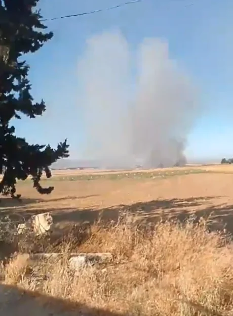 بالفيديو …غارة إسرائيلية تشعل حقول البقاع (فيديو)